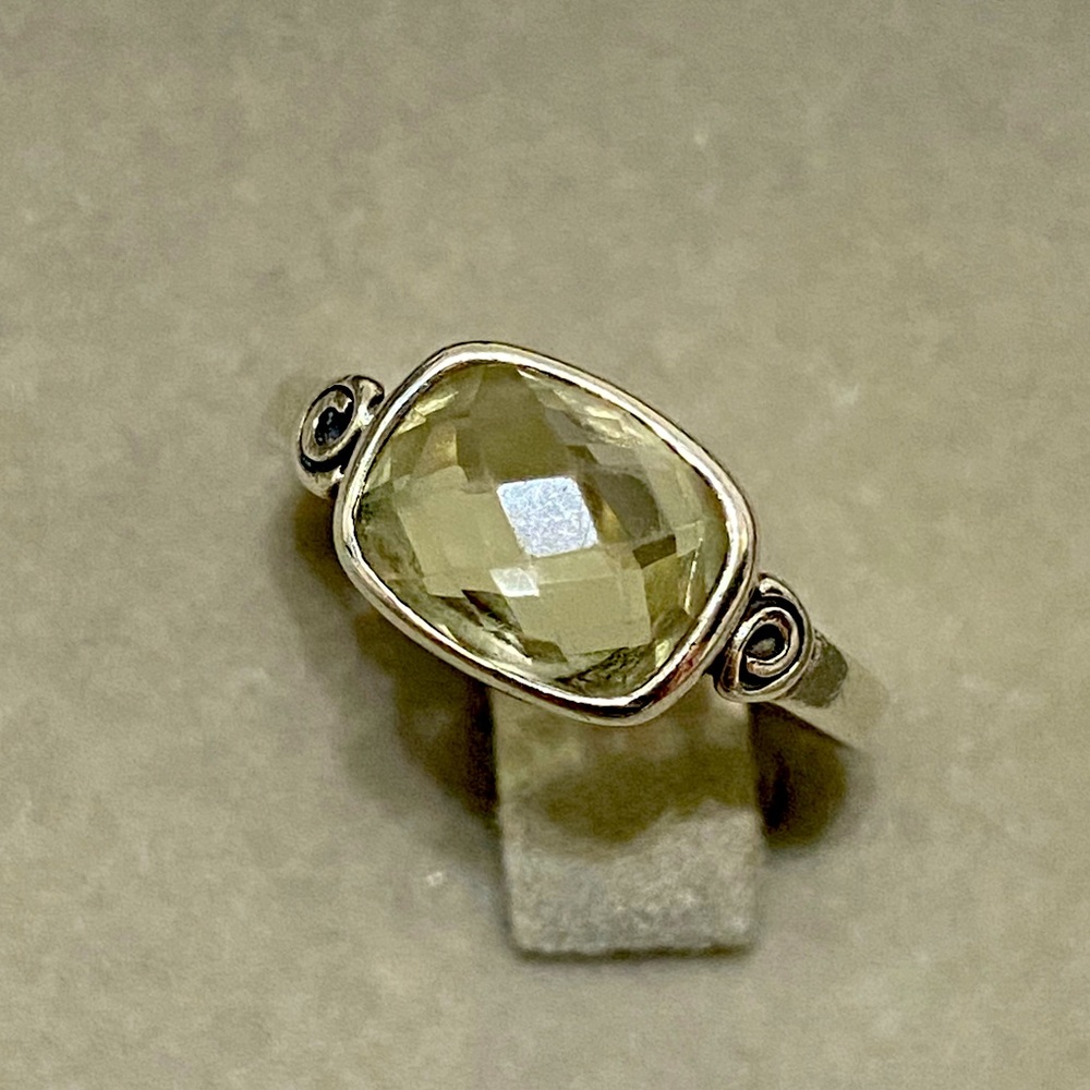 Pandora Ring Lemon Green Quartz Retired !